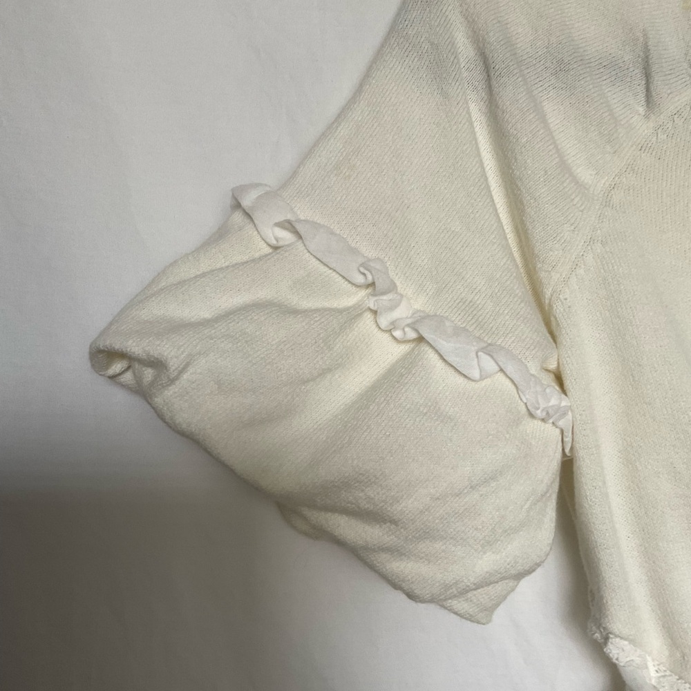 Cream Puff Sleeve Blouse with Ruched Tie Front - Picture 5 of 6
